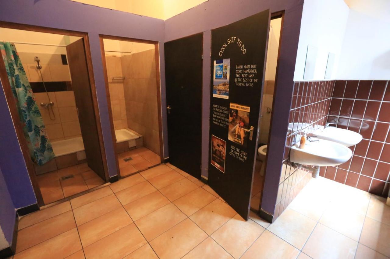 Retox Party Hostel Budapeszt Zewnętrze zdjęcie